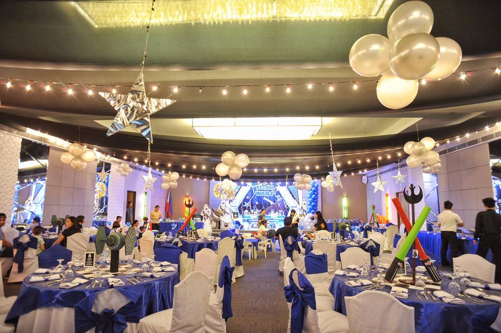 Circle Inn Hotel And Suites Bacolod Esterno foto
